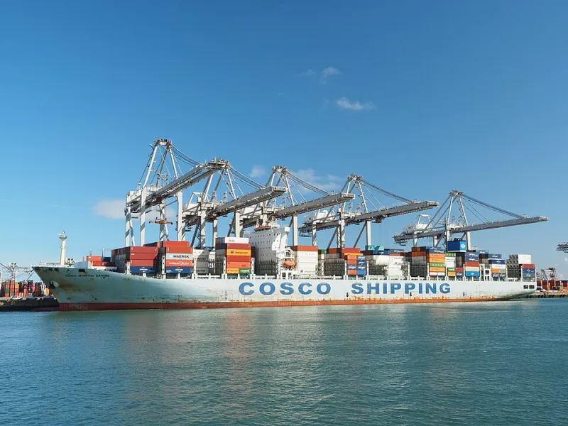 Routing Risk: A US Exporter's Guide to Building Gulf Distribution Networks That Can Withstand Disruption